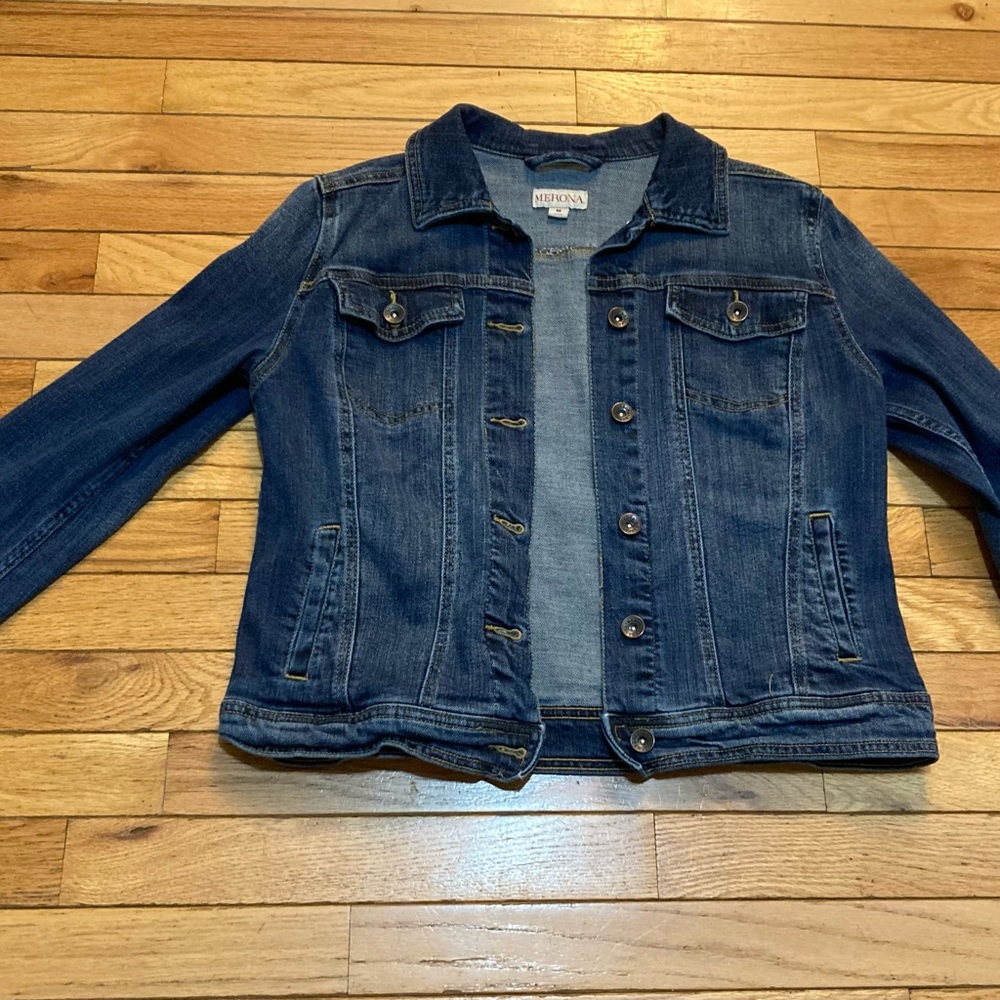 Women’s Medium Dark Wash Merona Jean Jacket